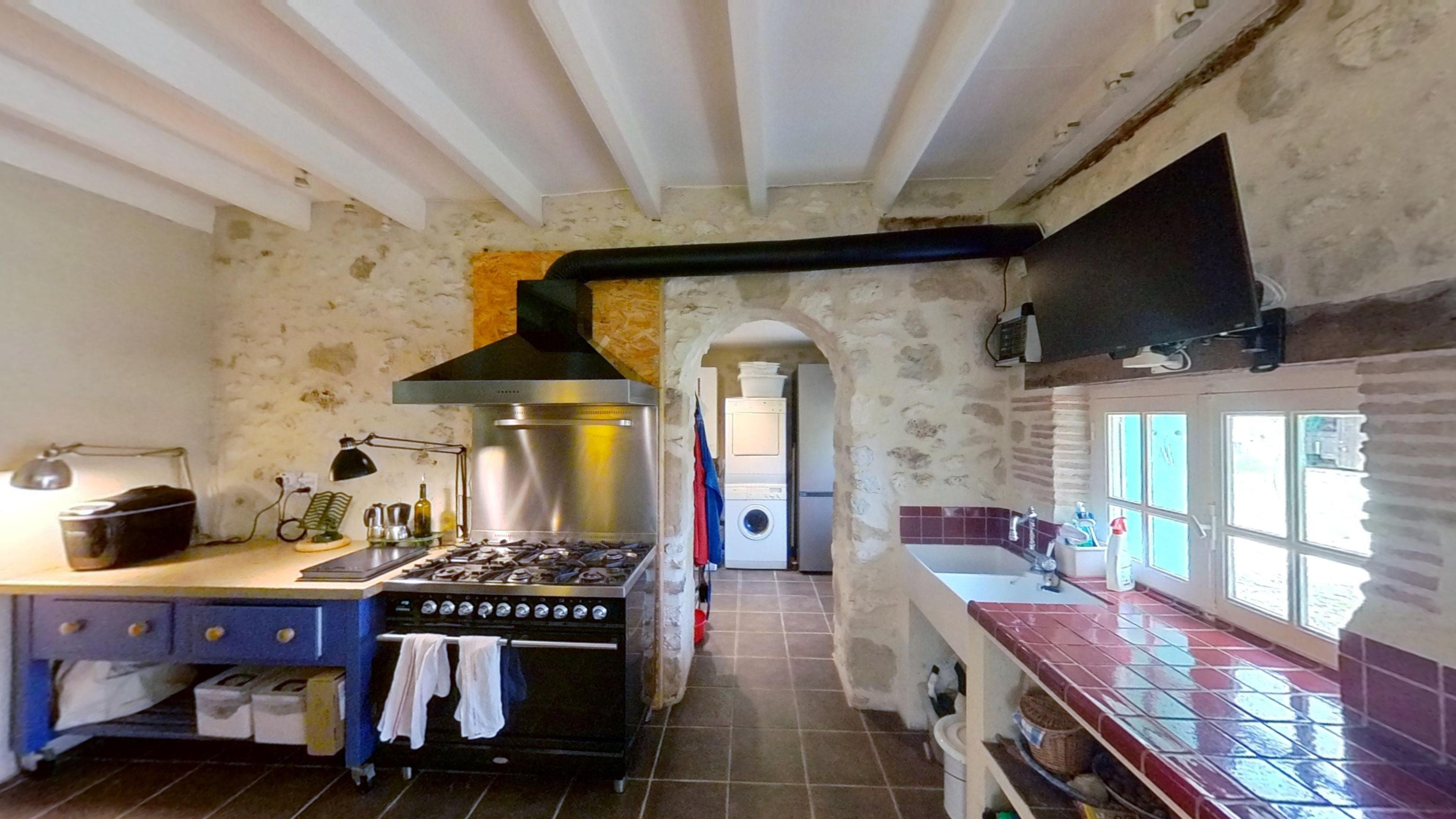 3 Bed, 2 Bath, HouseFor Sale, Serignac peboudou, Lot-et-Garonne, Aquitaine, 47410