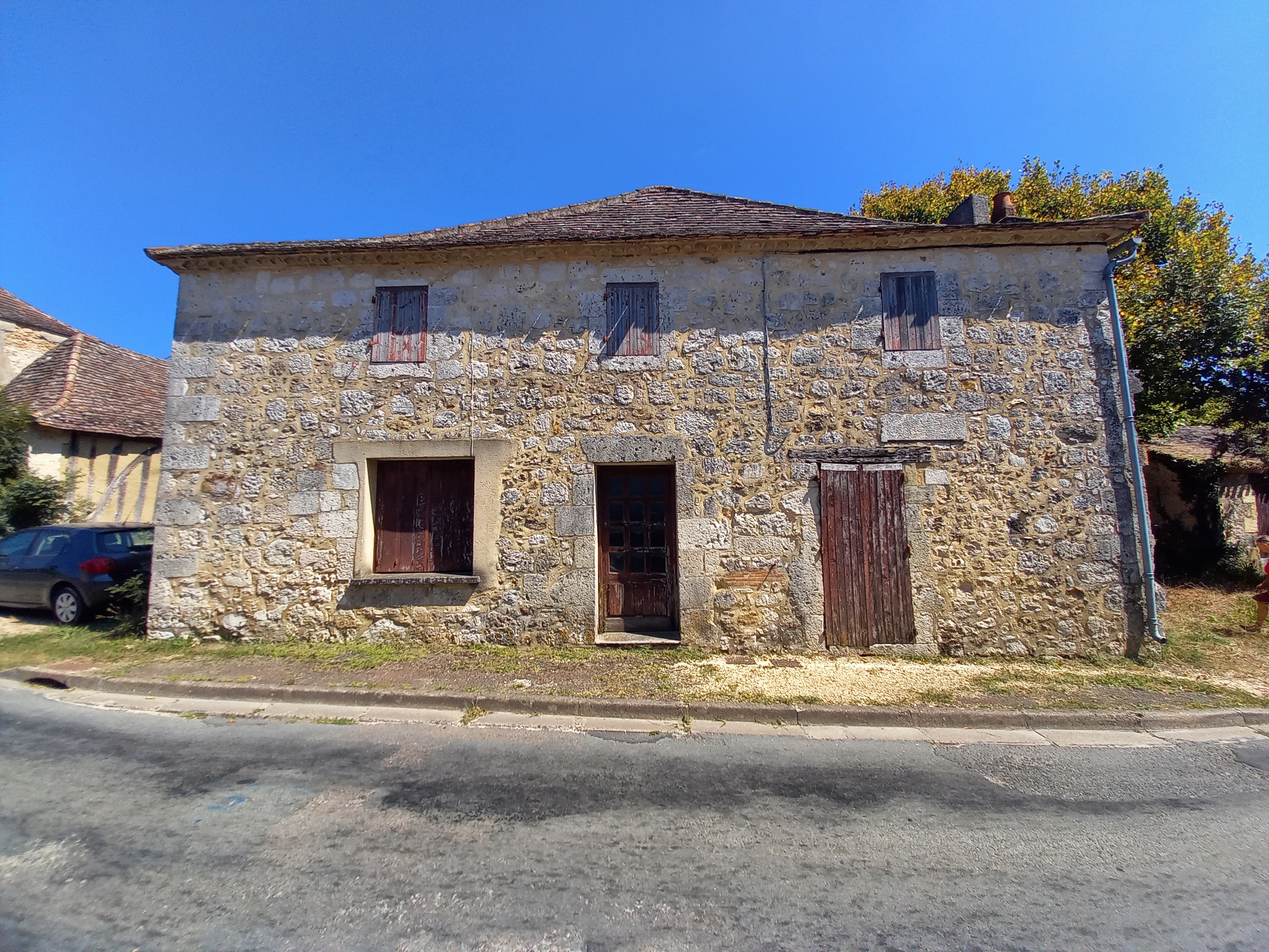 5 Bed, 1 Bath, HouseFor Sale, Villereal, Lot-et-Garonne, Aquitaine, 47210