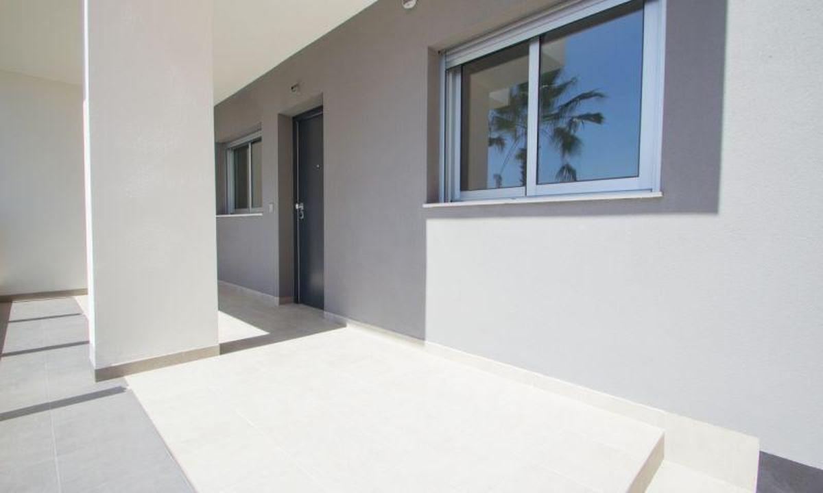 2 Bed, 2 Bath, ApartmentFor Sale, Las Filipinas, Alicante