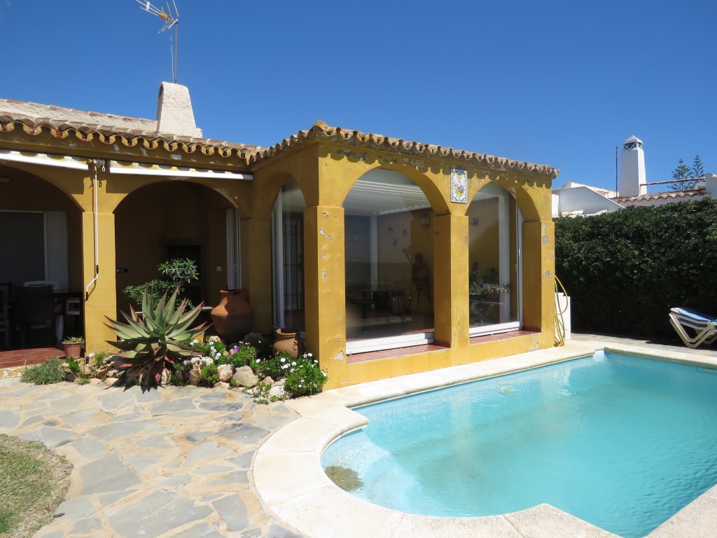 3 Bed, 2 Bath, HouseFor Sale, Marbella, Malaga