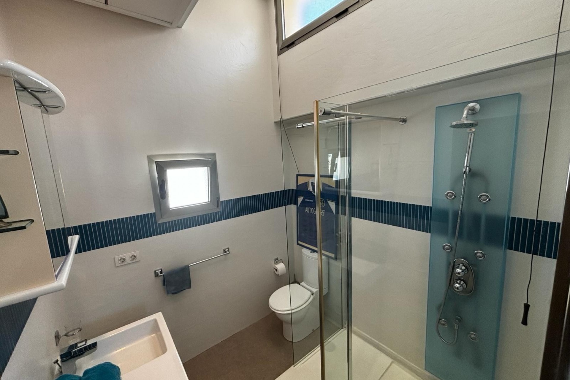 Cox, Alicante, 3 Bedrooms Bedrooms, ,4 BathroomsBathrooms,For Sale,6303Q