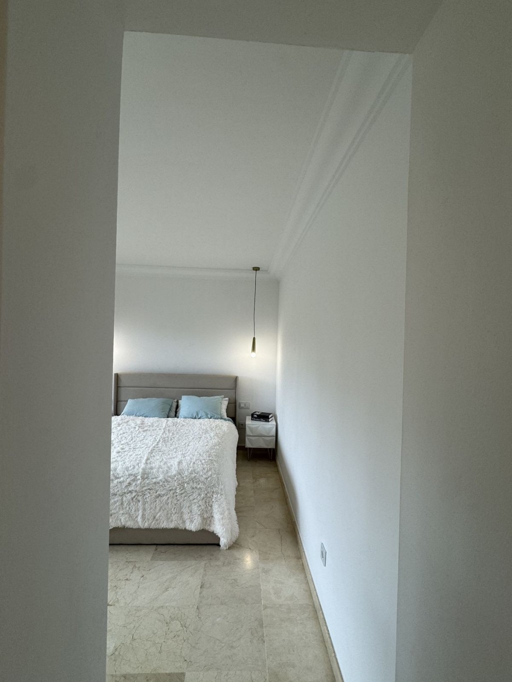 3 Bed, 2 Bath, ApartmentFor Sale, Nueva Andalucia, Malaga