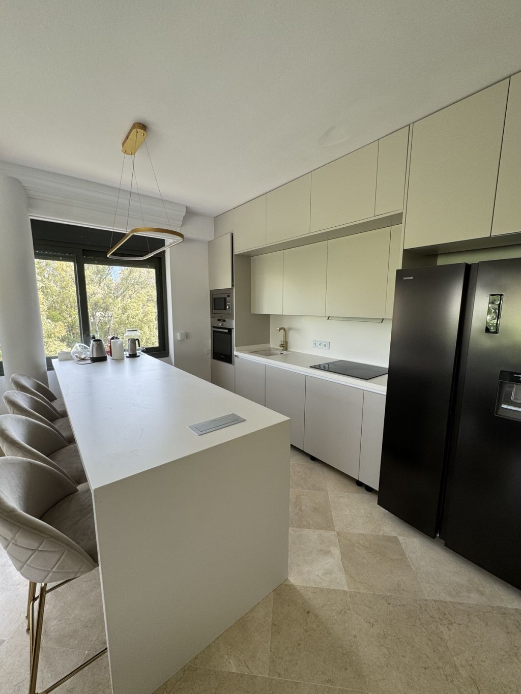 3 Bed, 2 Bath, ApartmentFor Sale, Nueva Andalucia, Malaga