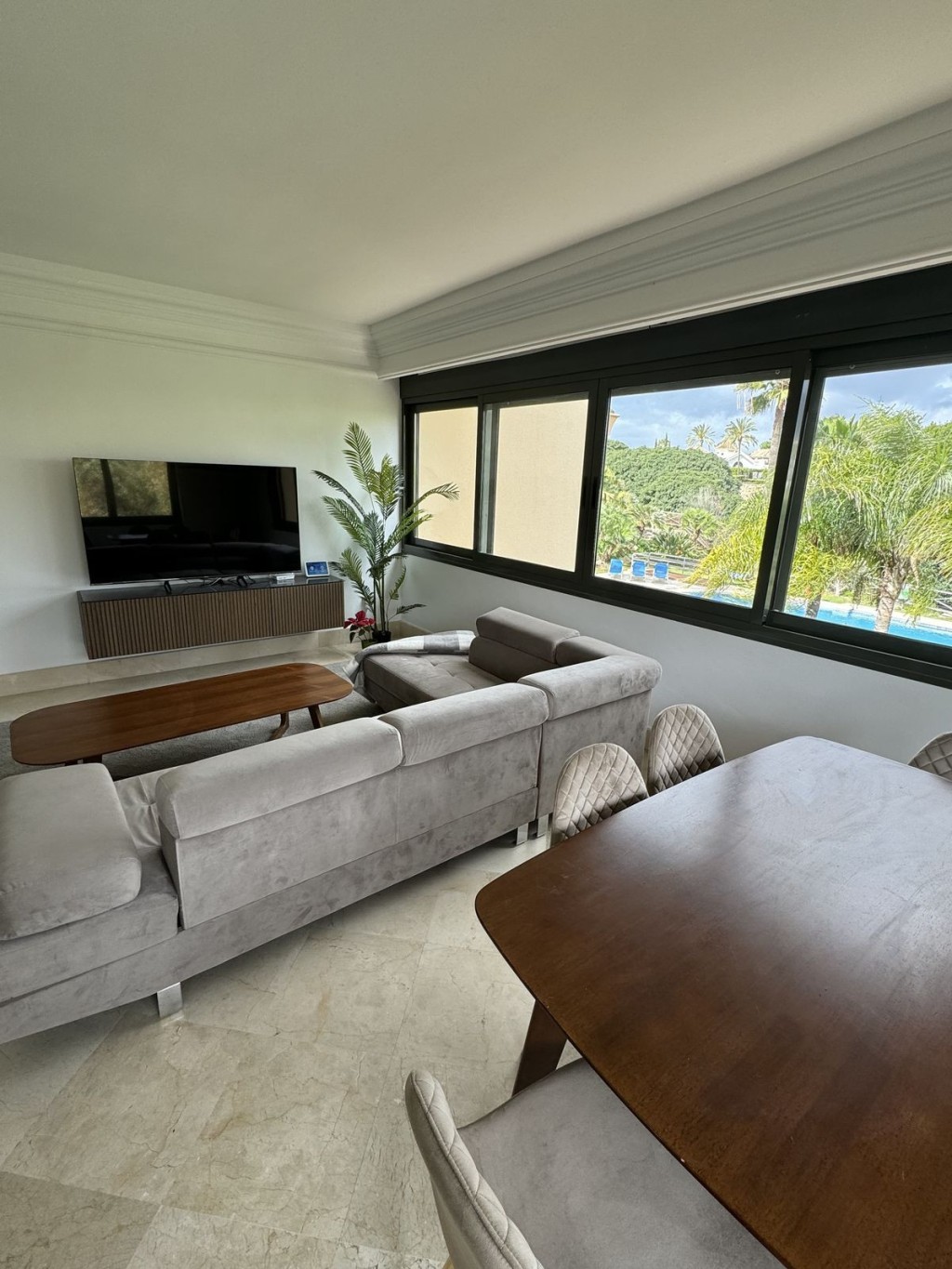 3 Bed, 2 Bath, ApartmentFor Sale, Nueva Andalucia, Malaga