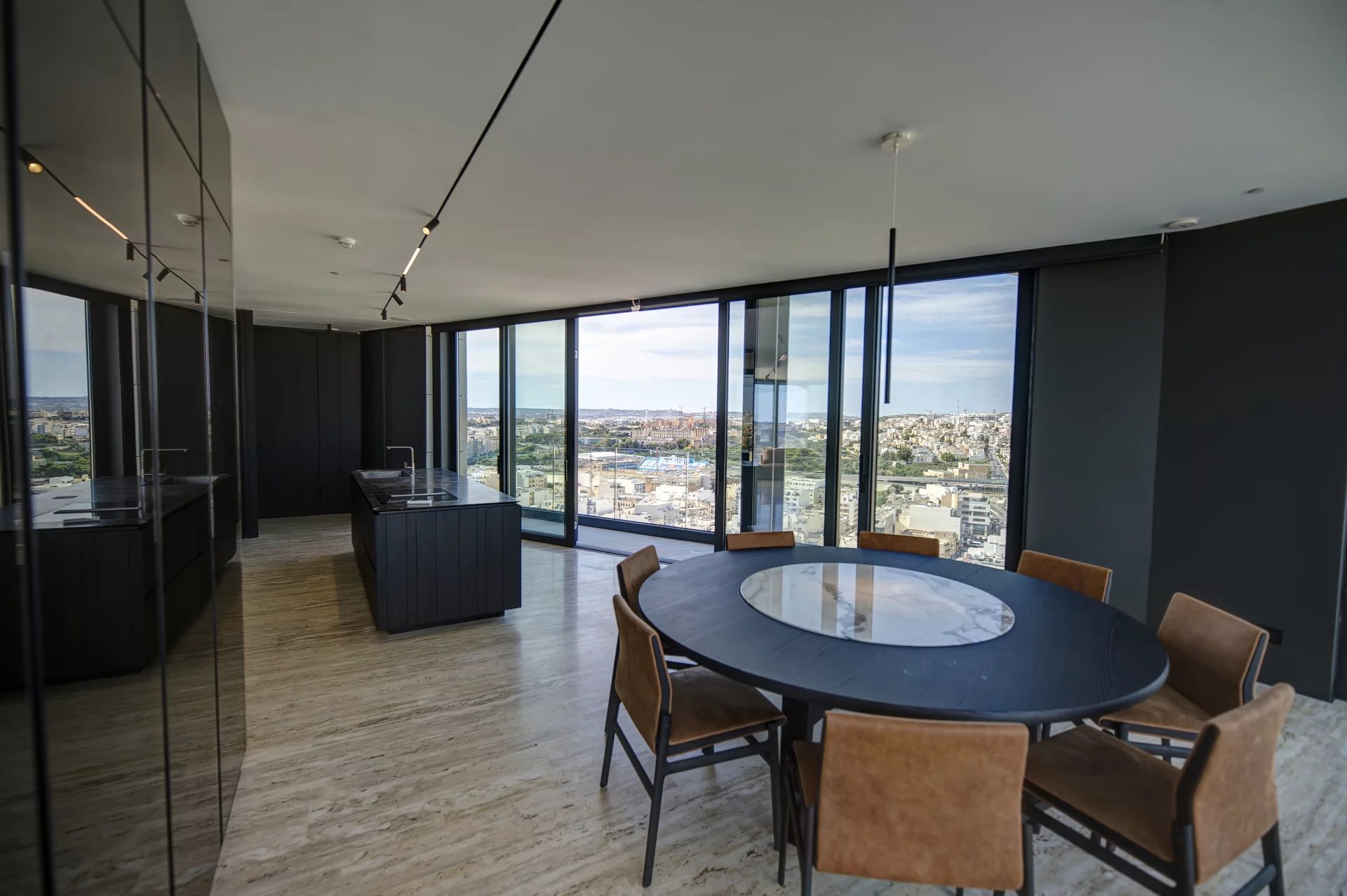 3 Bed, 4 Bath, ApartmentFor Sale, Gzira, Central