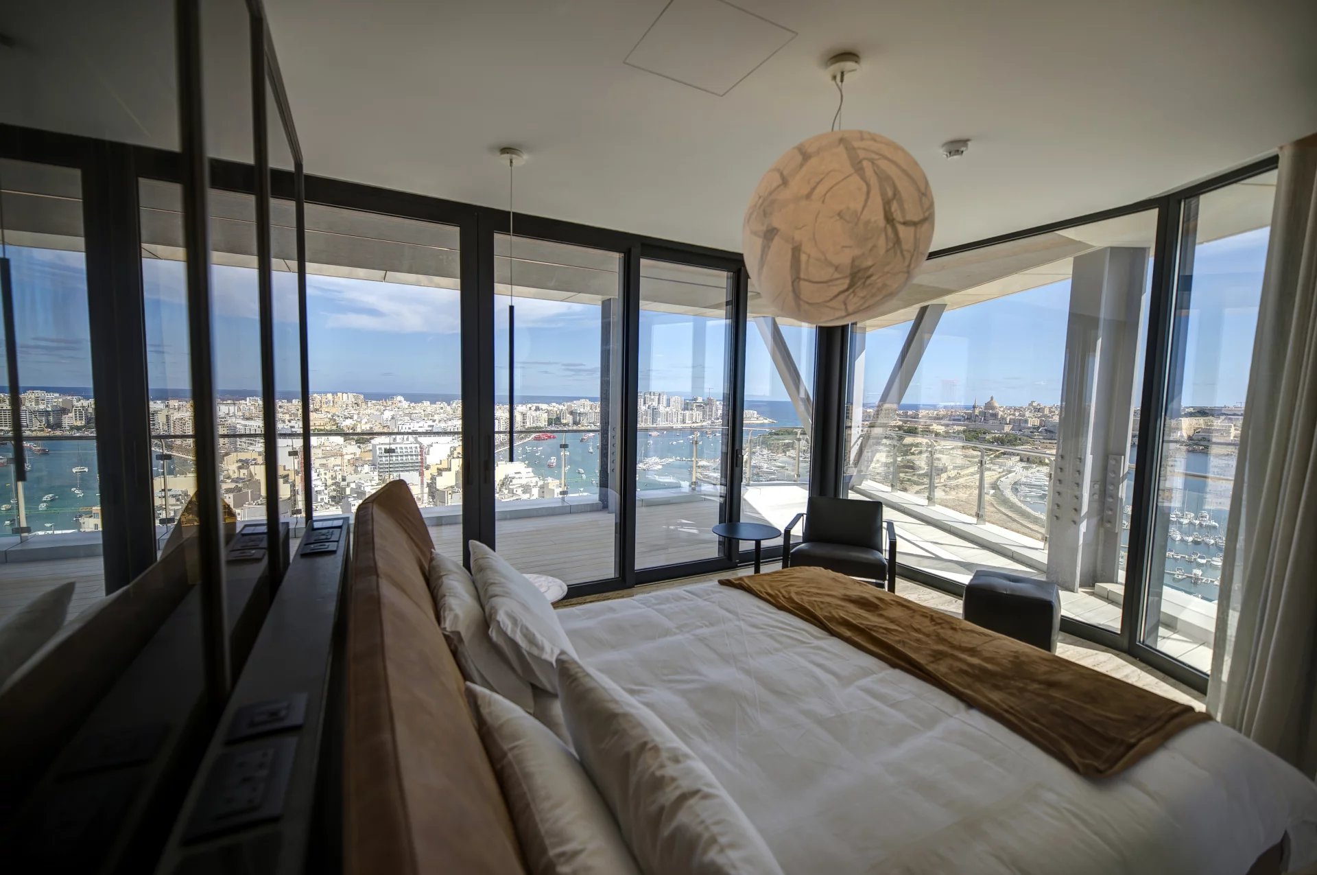 3 Bed, 4 Bath, ApartmentFor Sale, Gzira, Central