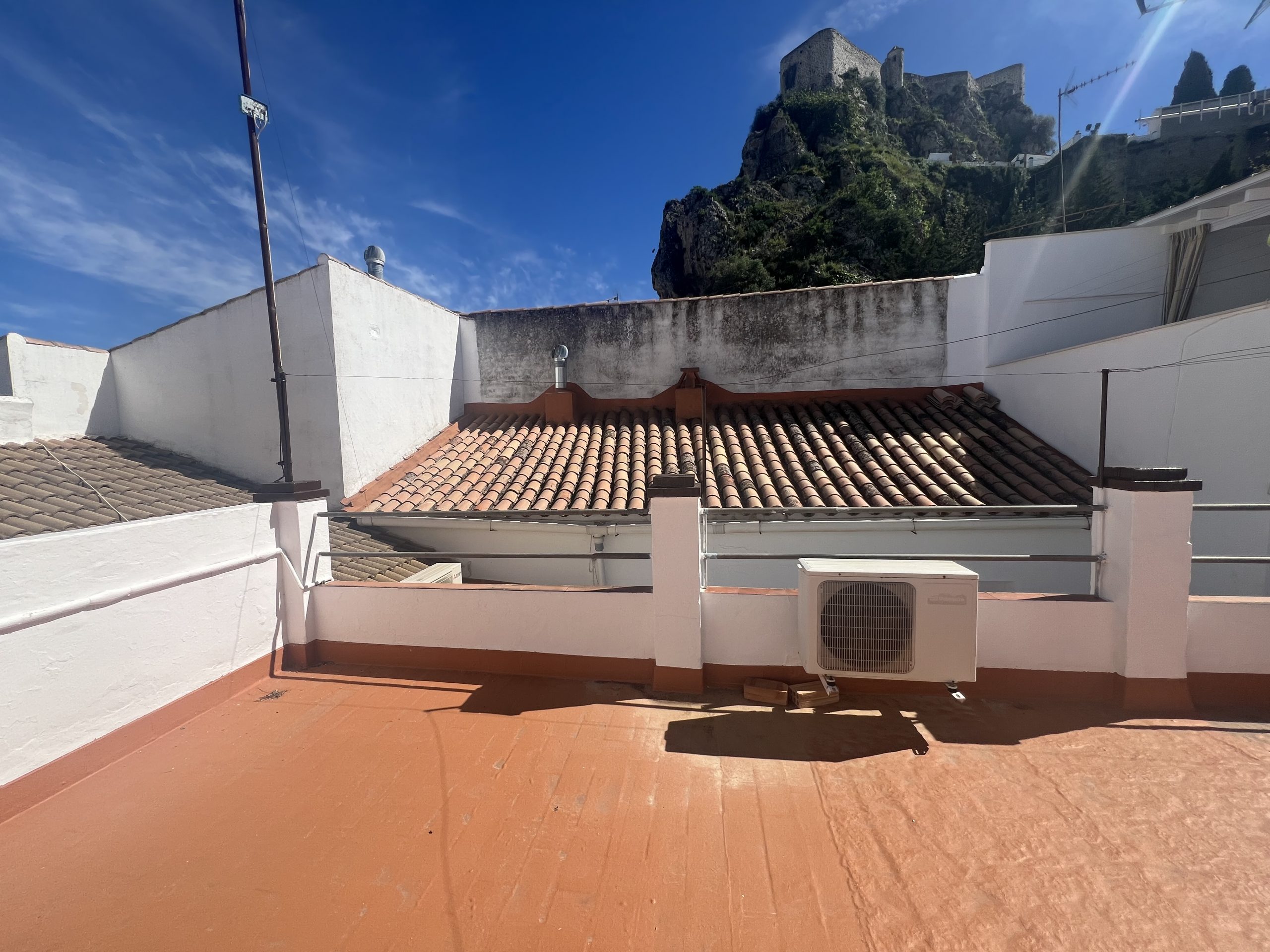 3 Bed, 2 Bath, HouseFor Sale, Olvera, Andalucia