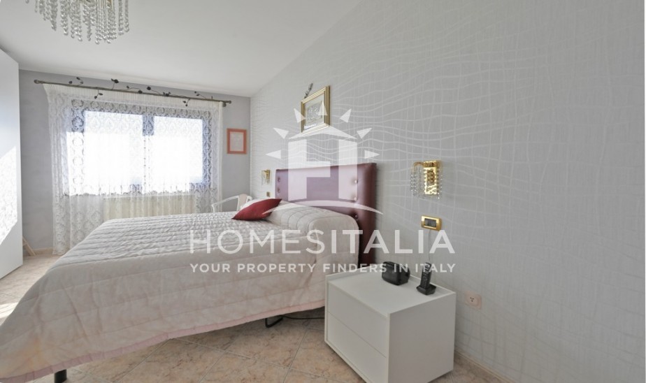 4 Bed, 2 Bath, ApartmentFor Sale, Viterbo, Viterbo, Latium