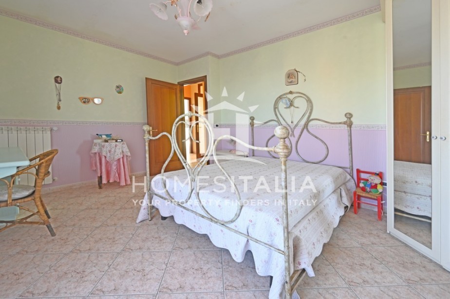 4 Bed, 2 Bath, ApartmentFor Sale, Viterbo, Viterbo, Latium