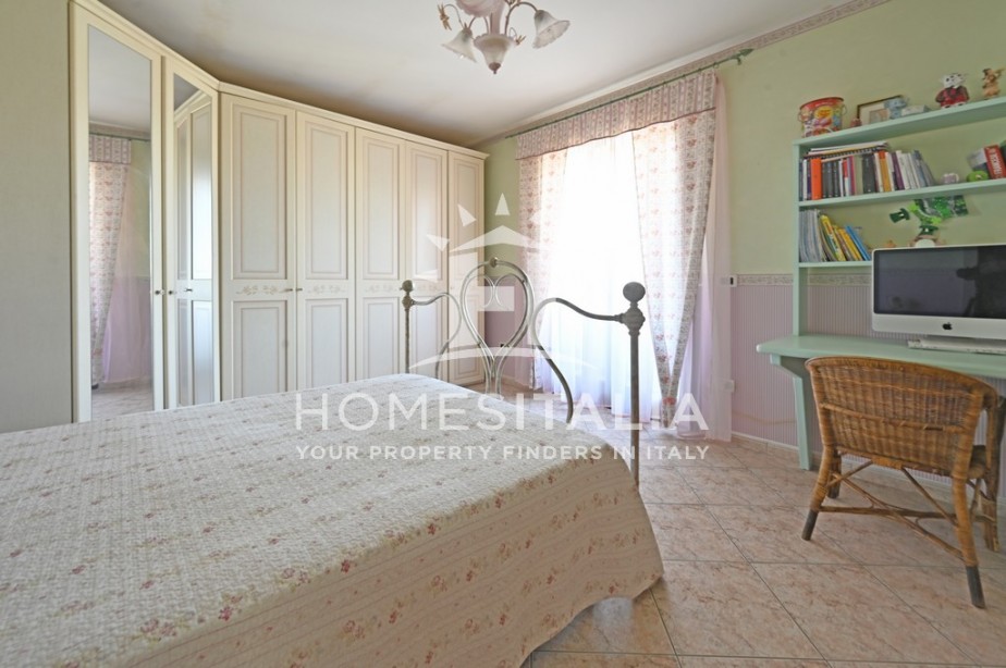 4 Bed, 2 Bath, ApartmentFor Sale, Viterbo, Viterbo, Latium