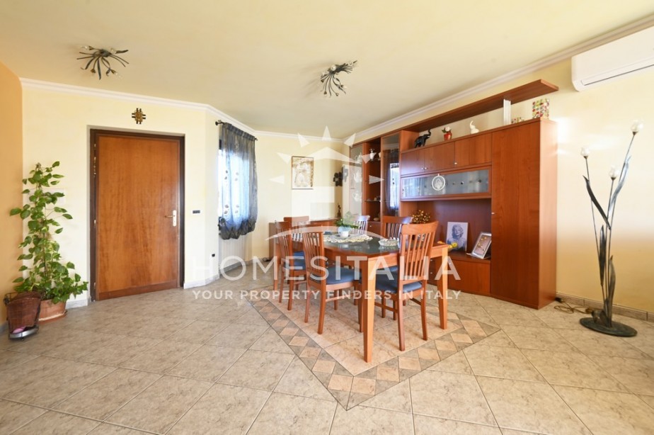 4 Bed, 2 Bath, ApartmentFor Sale, Viterbo, Viterbo, Latium