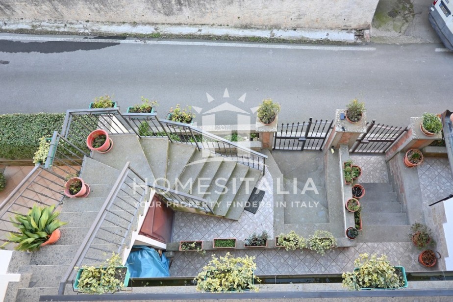 4 Bed, 2 Bath, ApartmentFor Sale, Viterbo, Viterbo, Latium