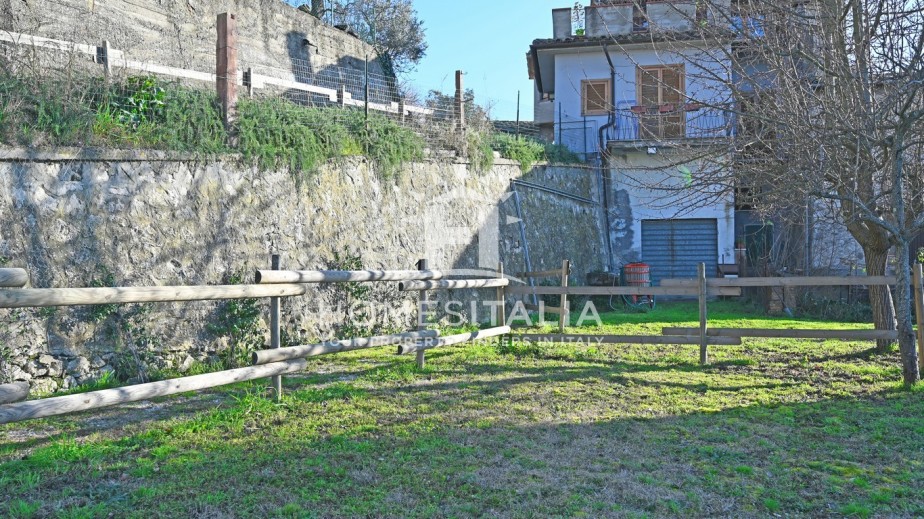 2 Bed, 1 Bath, ApartmentFor Sale, Montecchio, Terni, Umbria