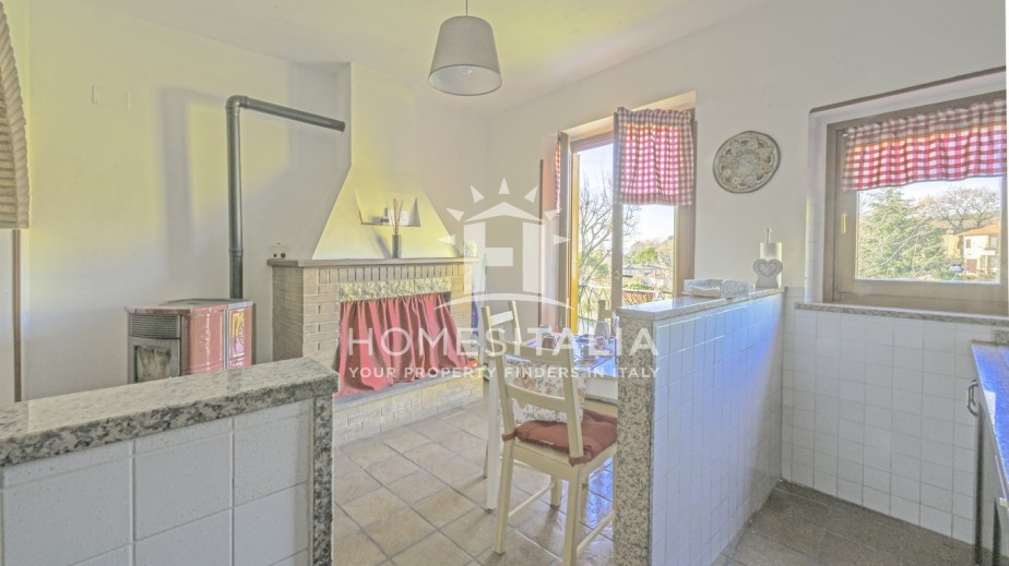 2 Bed, 1 Bath, ApartmentFor Sale, Montecchio, Terni, Umbria