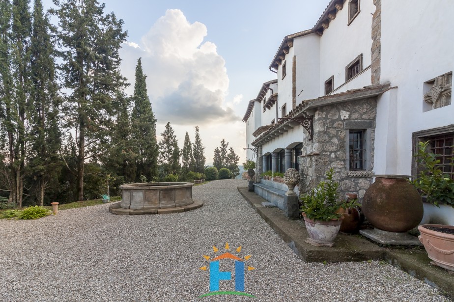 7 Bed, 8 Bath, HouseFor Sale, Civitella d'Agliano, Viterbo, Latium