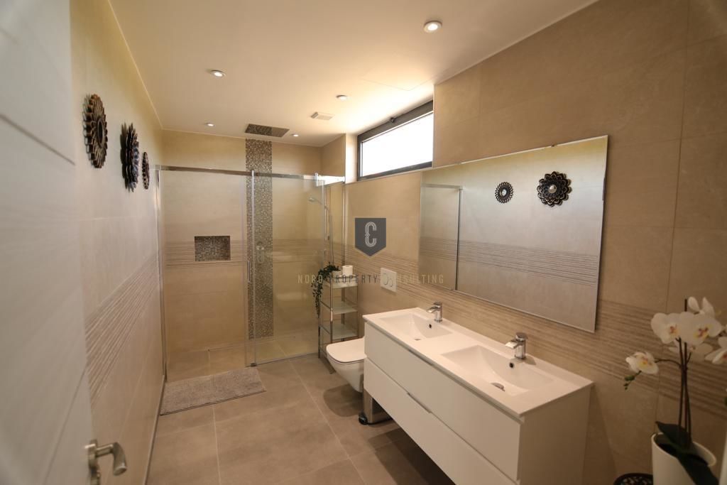 5 Bed, 5 Bath, HouseFor Sale, Palma, Illes Balears, 07609 5 Bed, 5 Bath, HouseFor Sale, Palma, Illes Balears, 07609