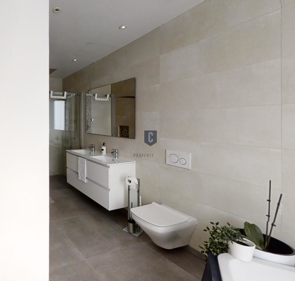 5 Bed, 5 Bath, HouseFor Sale, Palma, Illes Balears, 07609 5 Bed, 5 Bath, HouseFor Sale, Palma, Illes Balears, 07609