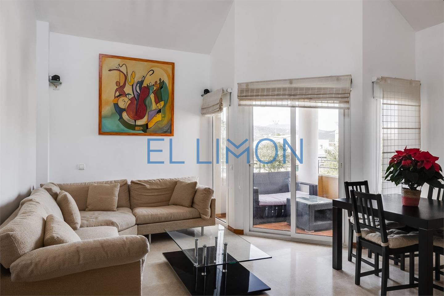 2 Bed, 1 Bath, ApartmentFor Sale, Palma, Illes Balears, 07001
