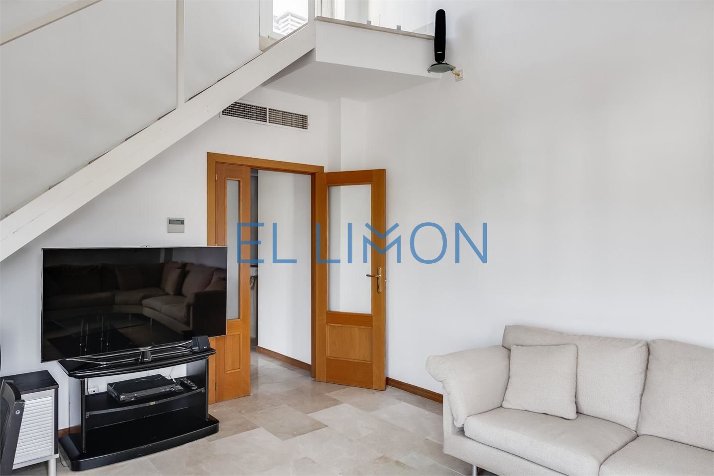 2 Bed, 1 Bath, ApartmentFor Sale, Palma, Illes Balears, 07001