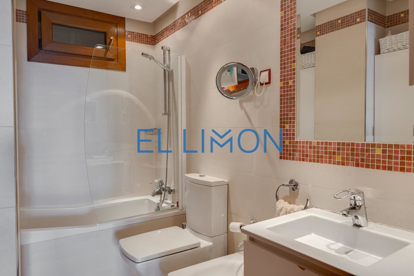 4 Bed, 3 Bath, ApartmentFor Sale, Palma, Illes Balears, 07001 4 Bed, 3 Bath, ApartmentFor Sale, Palma, Illes Balears, 07001