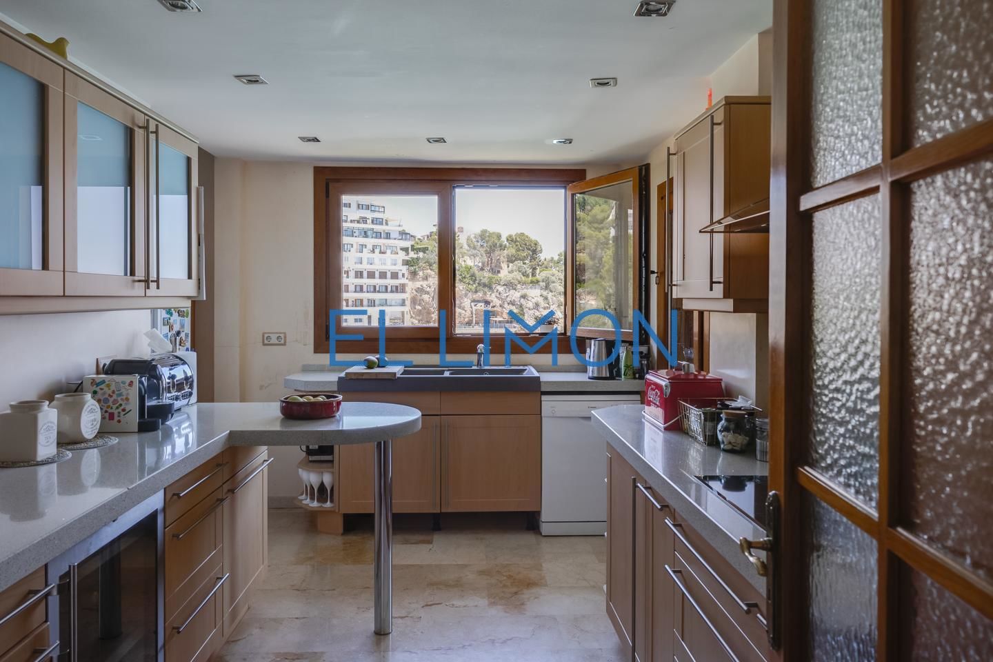 4 Bed, 3 Bath, ApartmentFor Sale, Palma, Illes Balears, 07001 4 Bed, 3 Bath, ApartmentFor Sale, Palma, Illes Balears, 07001
