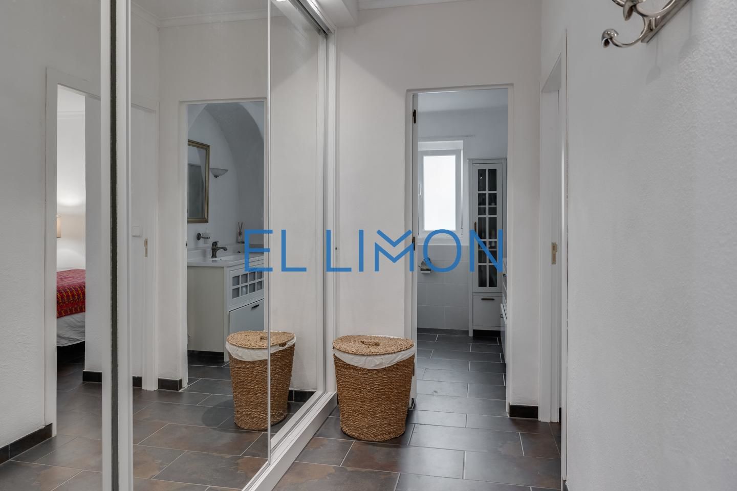 3 Bed, 3 Bath, HouseFor Sale, Palma, Illes Balears, 07001