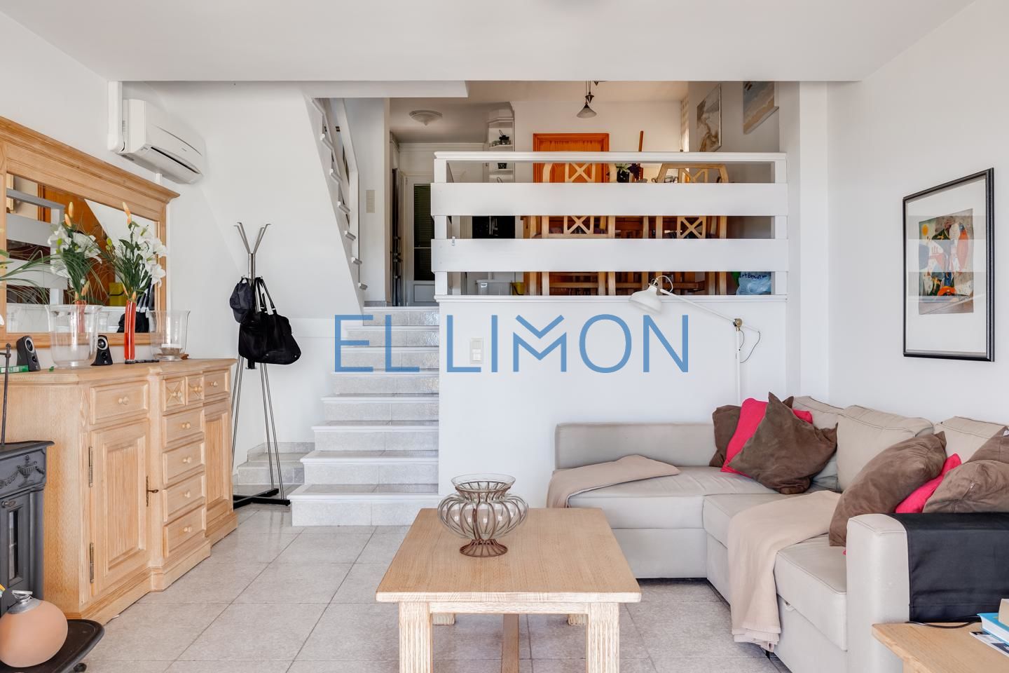 2 Bed, 2 Bath, HouseFor Sale, Font de Sa Cala, Illes Balears, 07589