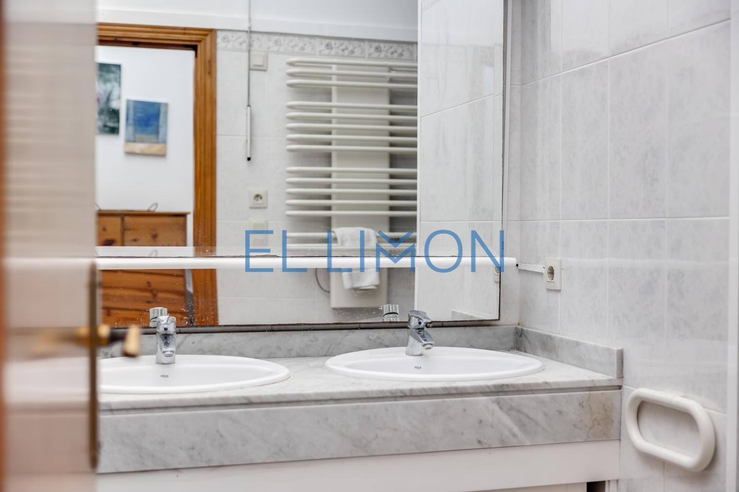 2 Bed, 2 Bath, HouseFor Sale, Font de Sa Cala, Illes Balears, 07589