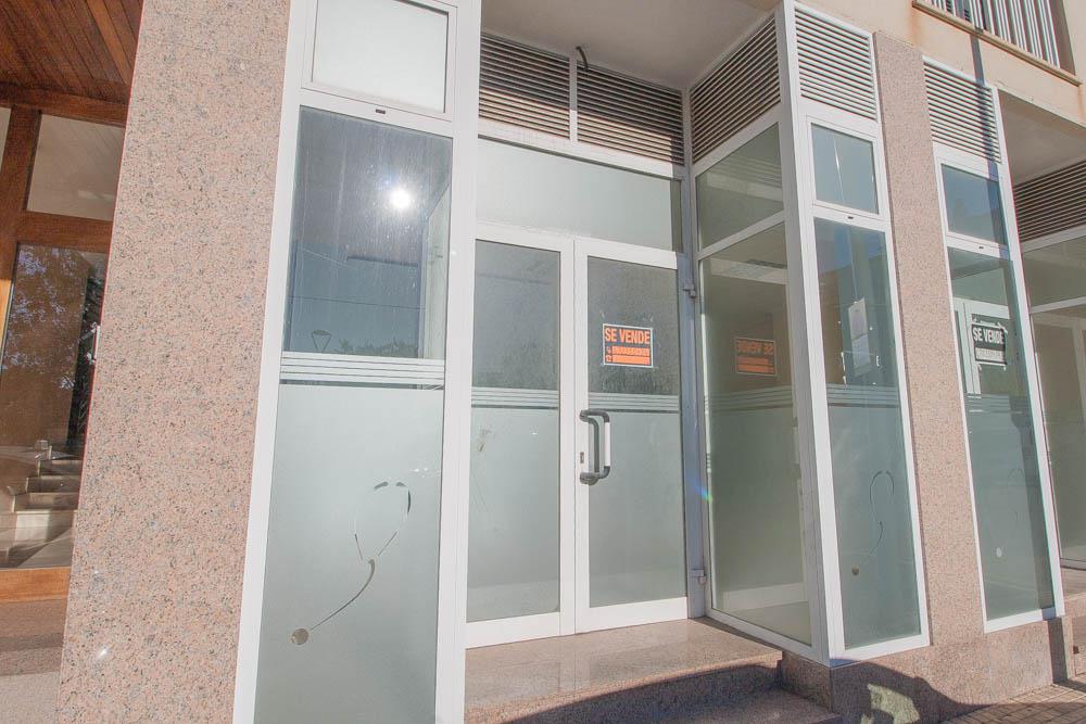 Commercial Property, For Sale