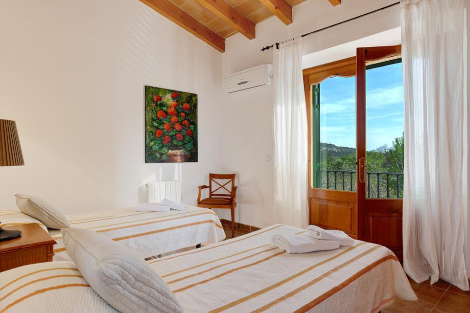 6 Bed, 3 Bath, HouseFor Sale, Alcudia, Illes Balears, 07400