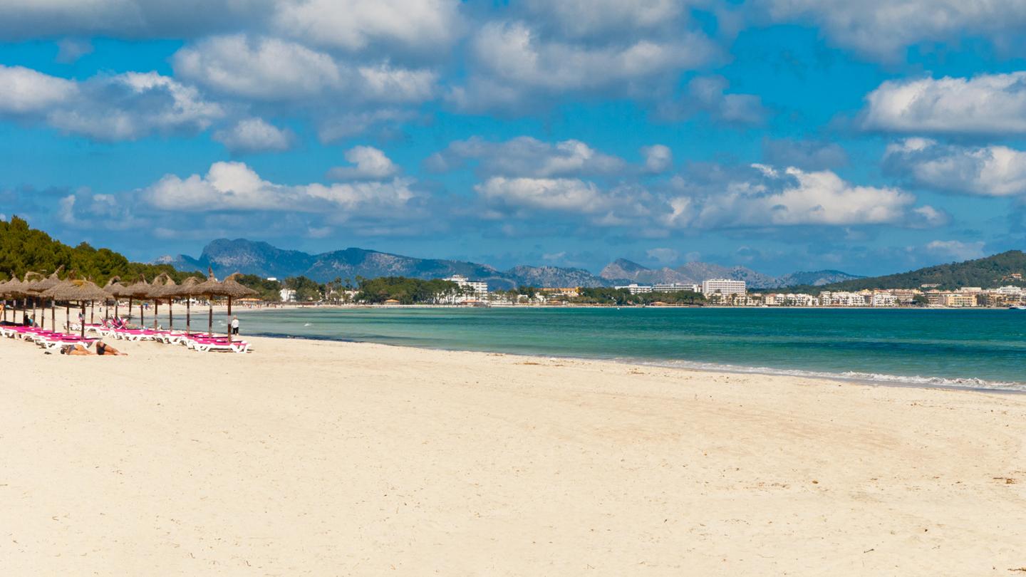 6 Bed, 3 Bath, HouseFor Sale, Alcudia, Illes Balears, 07400