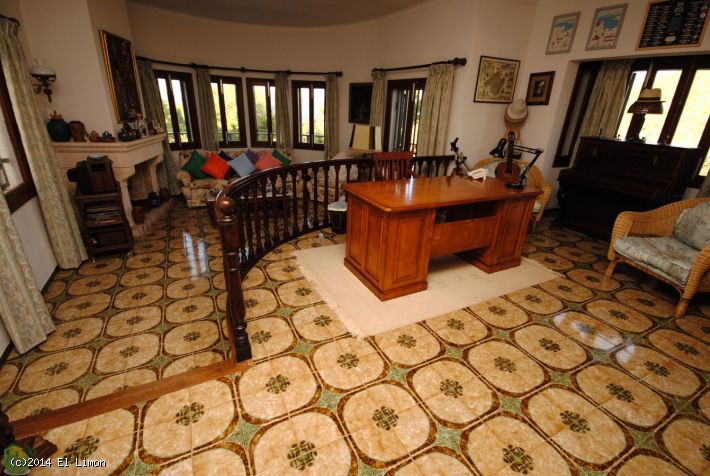 1 Bed, 1 Bath, ApartmentFor Sale, Soi Suanwat, Rawai Sub-District, Muang District, P, Phuket, NaiHarn, South