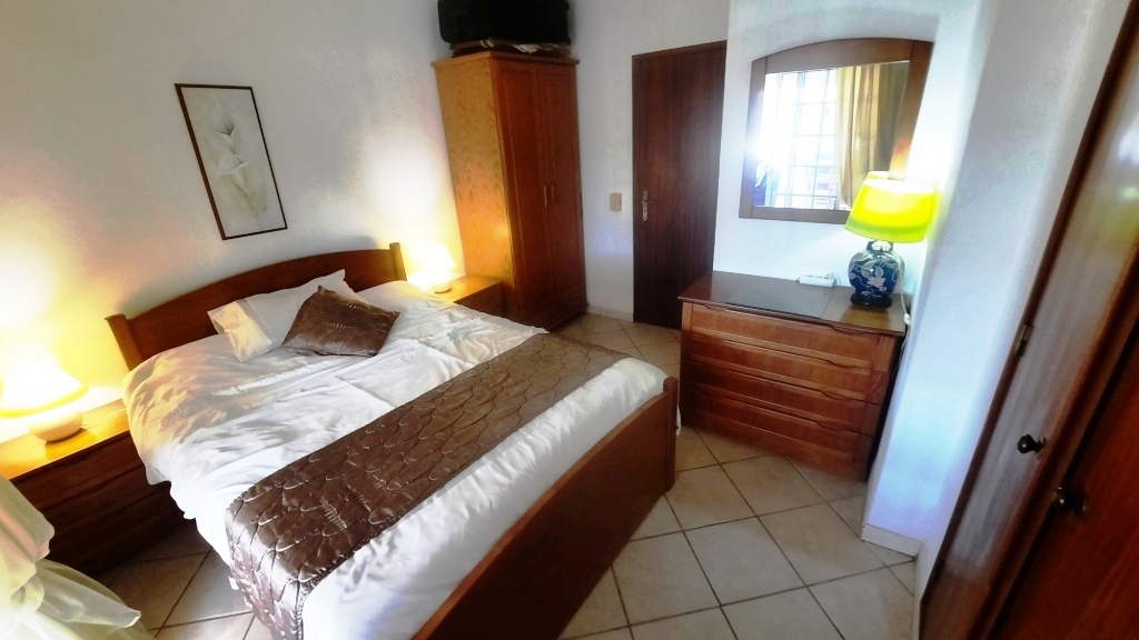 2 Bed, 2 Bath, HouseFor Sale, Loule Algarve Portugal, Algarve, 8100-070