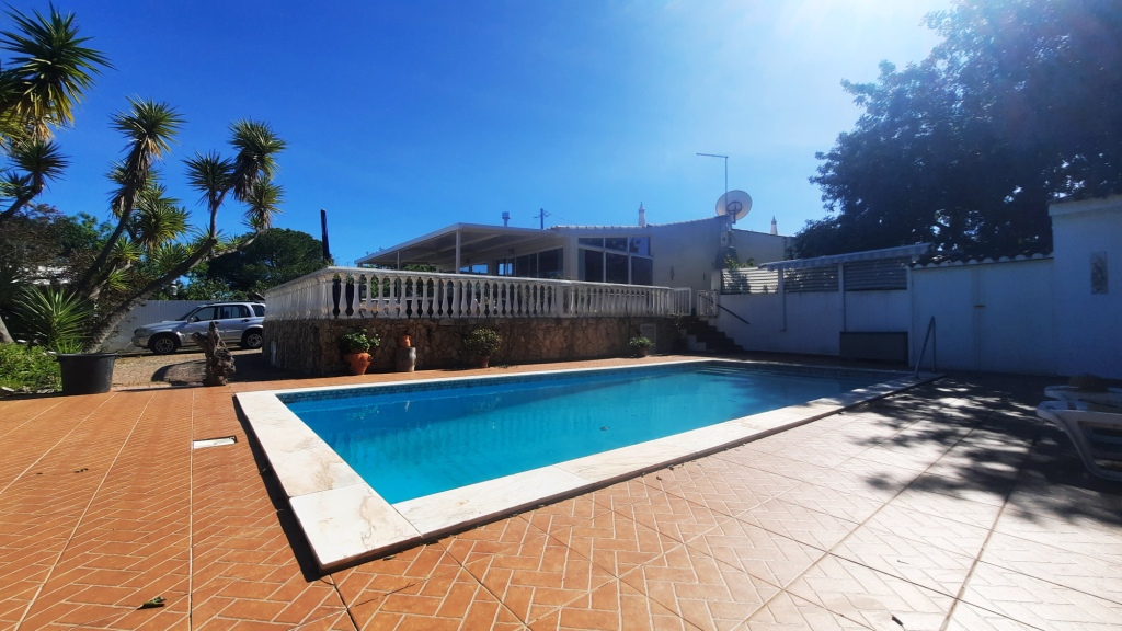 2 Bed, 2 Bath, HouseFor Sale, Loule Algarve Portugal, Algarve, 8100-070