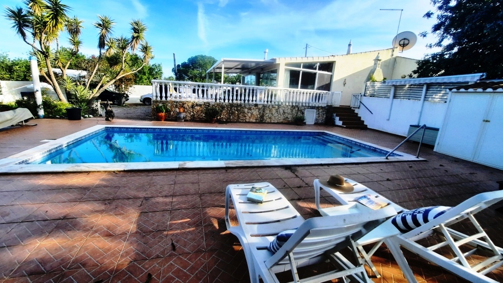 2 Bed, 2 Bath, HouseFor Sale, Loule Algarve Portugal, Algarve, 8100-070