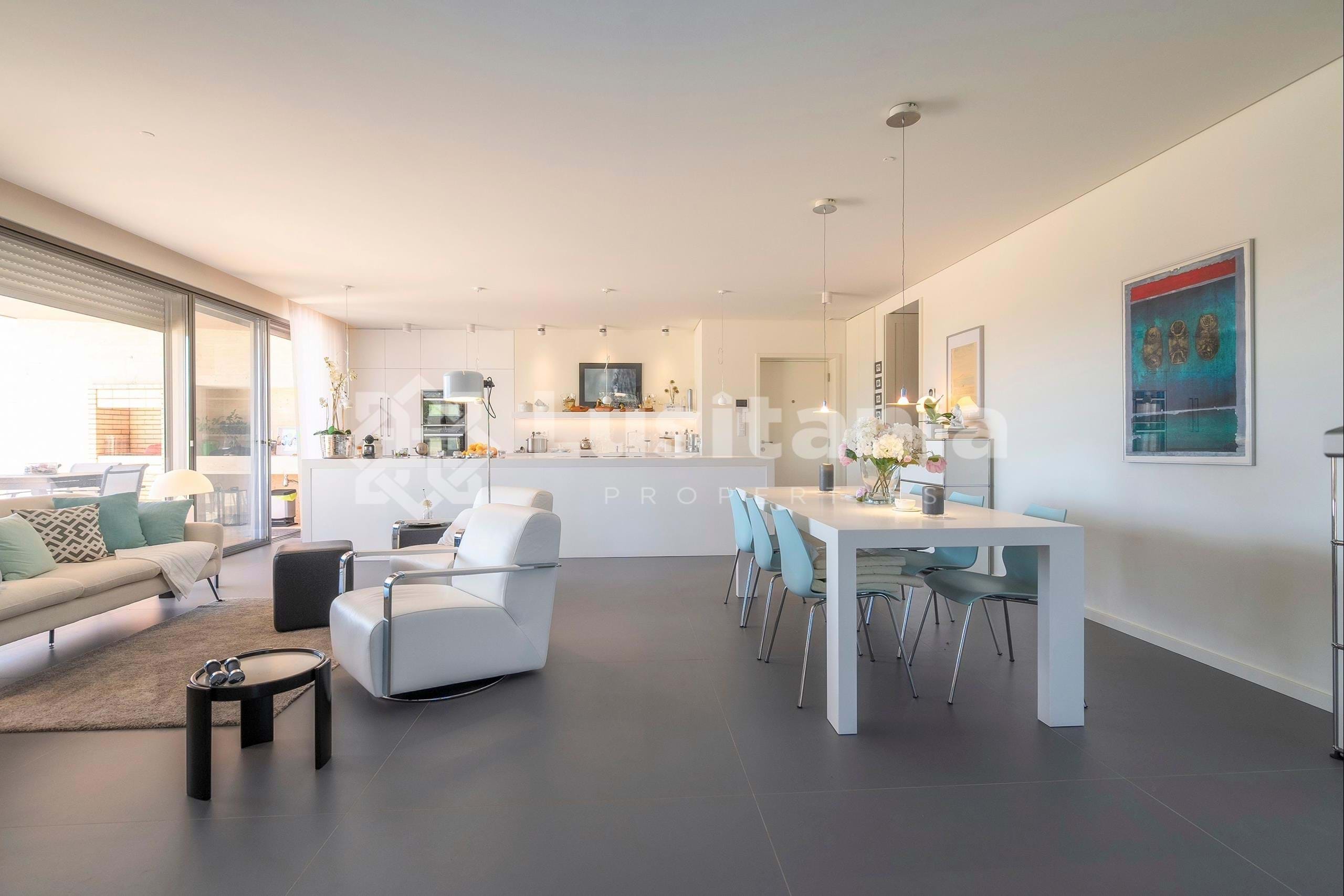 3 Bed, 3 Bath, ApartmentFor Sale, Vilamoura, Loulé, Faro, 8125-407