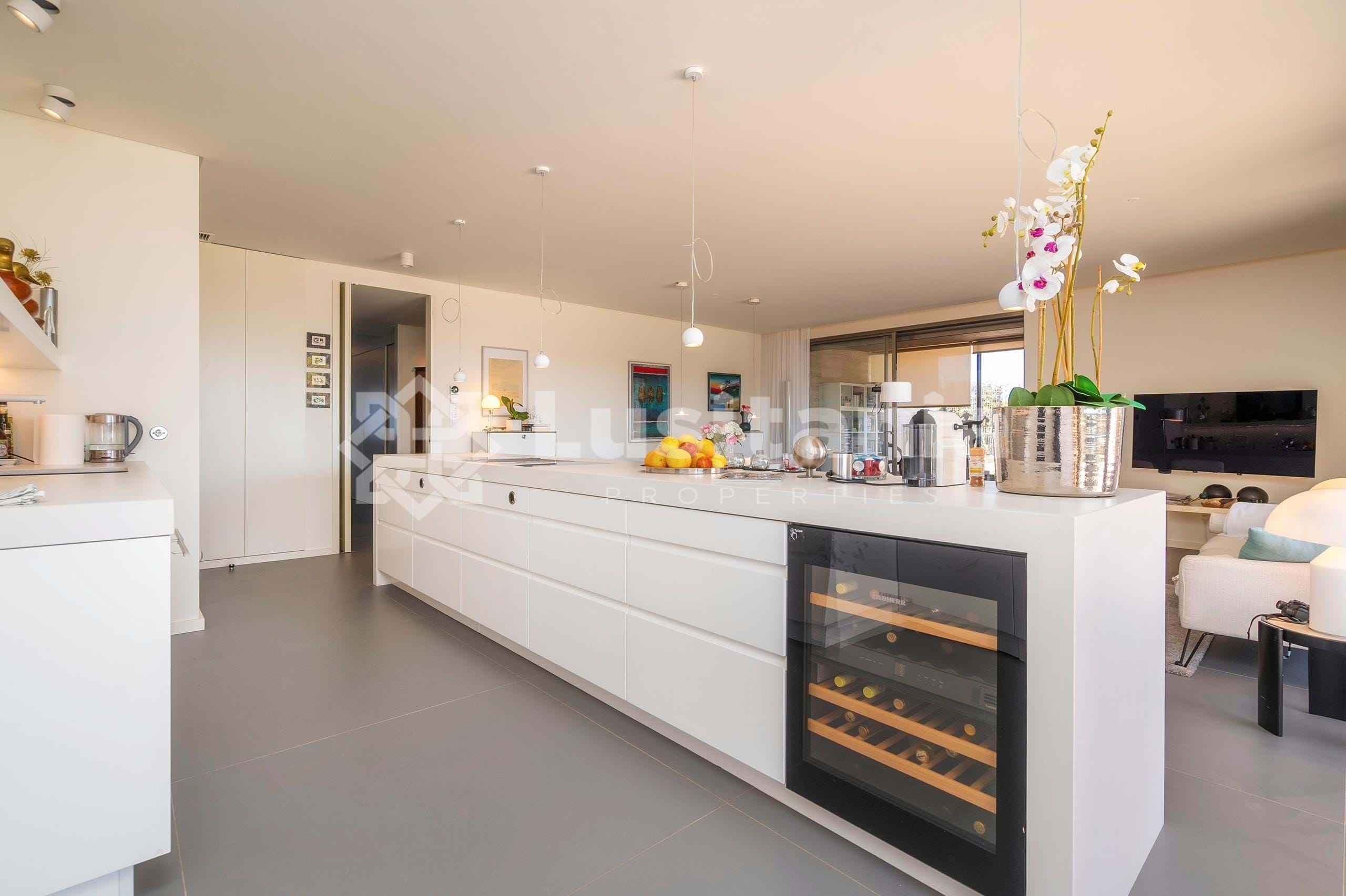 3 Bed, 3 Bath, ApartmentFor Sale, Vilamoura, Loulé, Faro, 8125-407