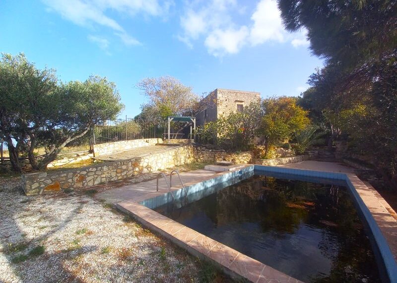 4 Bed, 2 Bath, HouseFor Sale, Chania, Crete