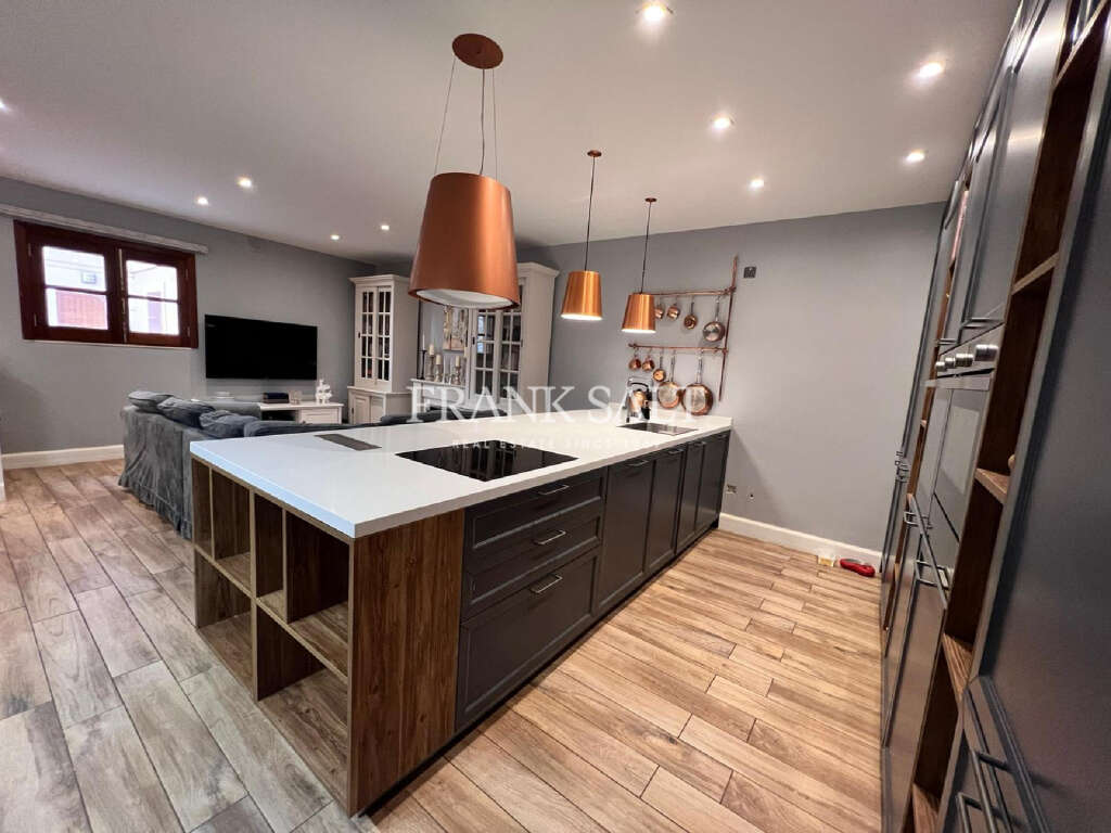 3 Bed, ApartmentFor Sale, Attard, Malta