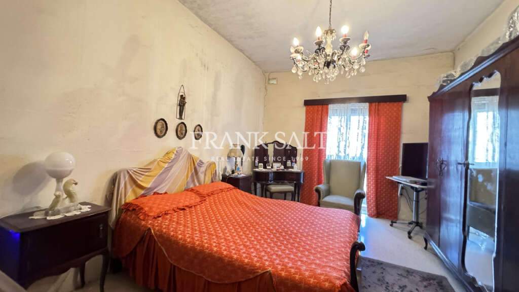 HouseFor Sale, Fgura, Malta