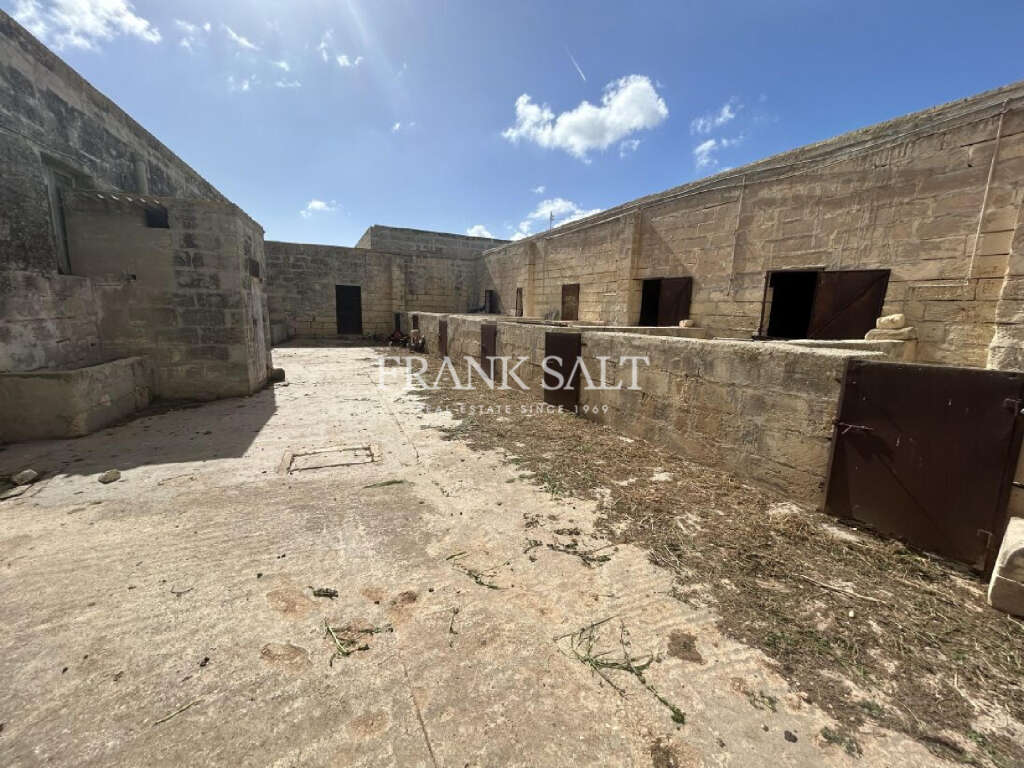 HouseFor Sale, Marsaxlokk, Malta