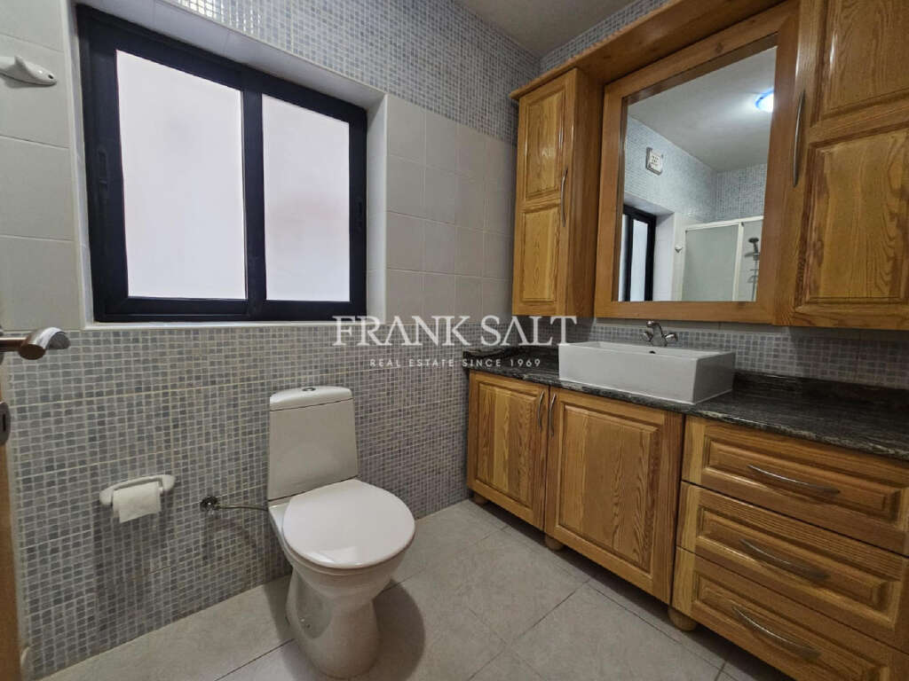 2 Bed, ApartmentFor Sale, Marsalforn, Gozo