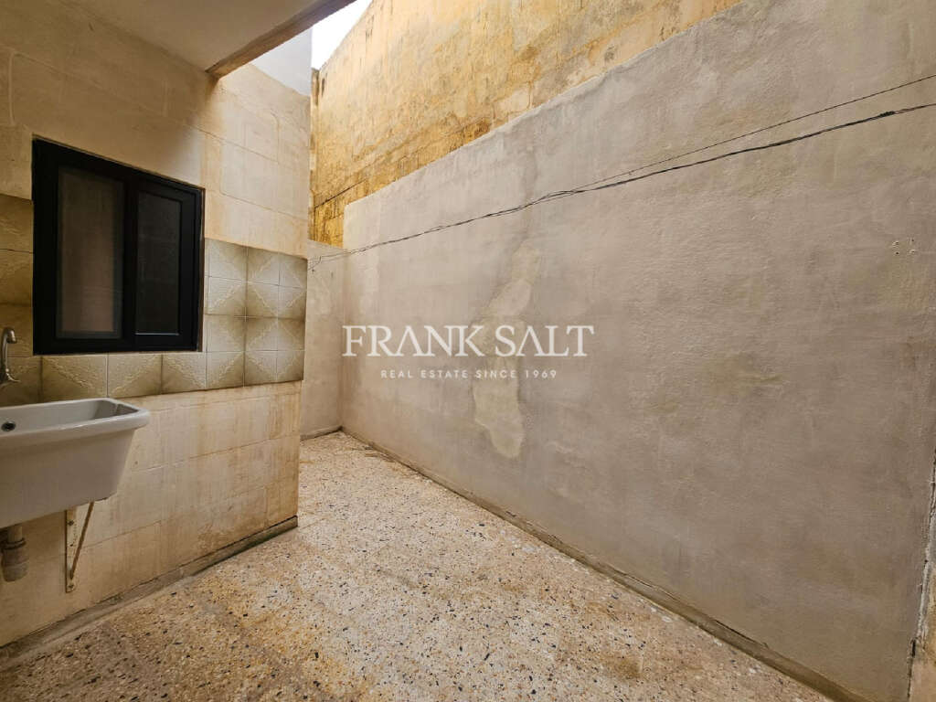 2 Bed, ApartmentFor Sale, Marsalforn, Gozo