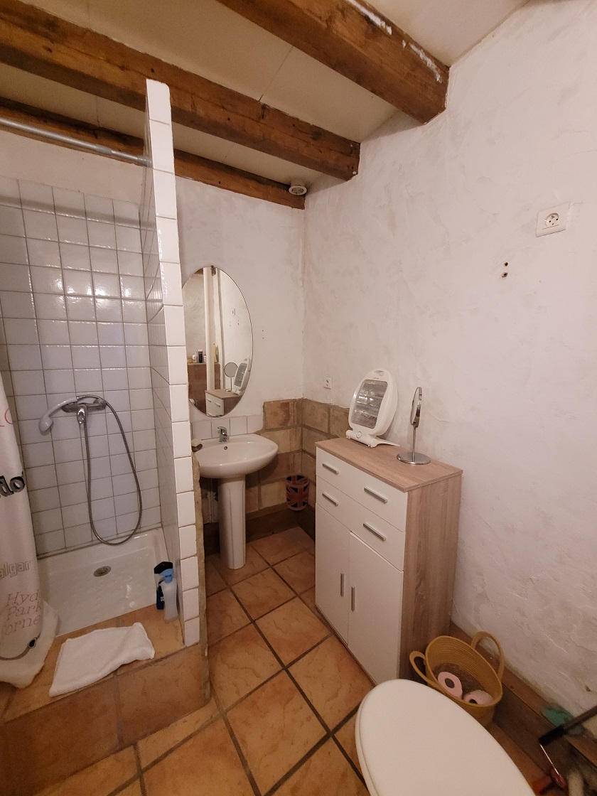 3 Bed, 1 Bath, HouseFor Sale, Autignac, Herault, Languedoc-Roussillon, 34480