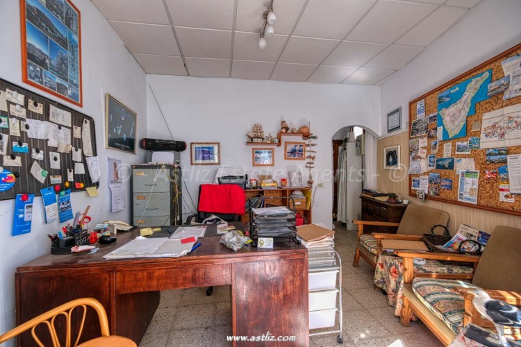 Commercial Property, For Sale