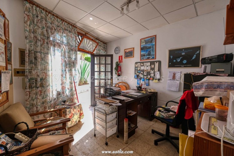 Commercial Property, For Sale