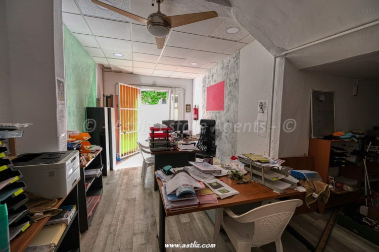 Commercial Property, For Sale