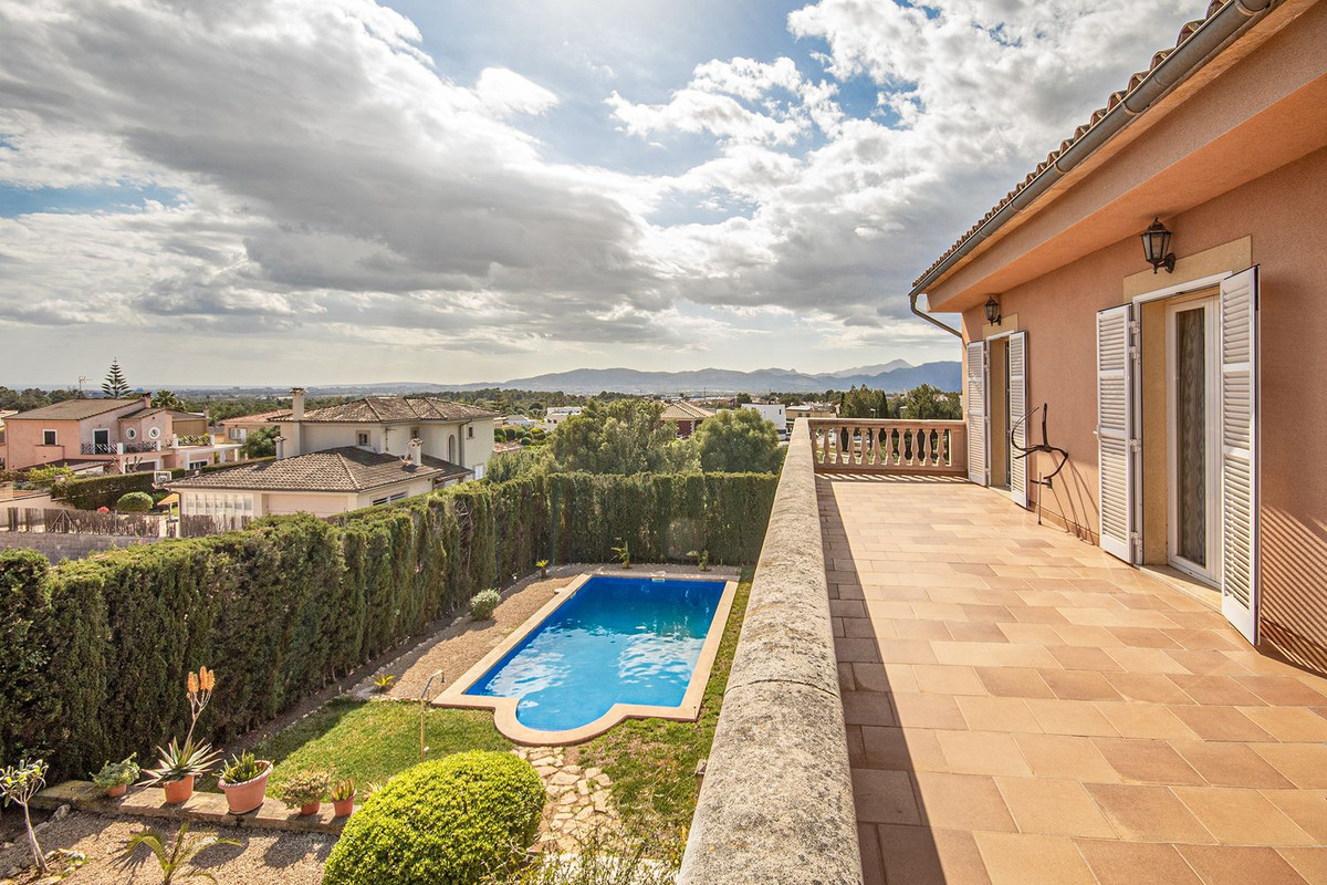 4 Bed, 3 Bath, HouseFor Sale, Marratxí, Islas Baleares