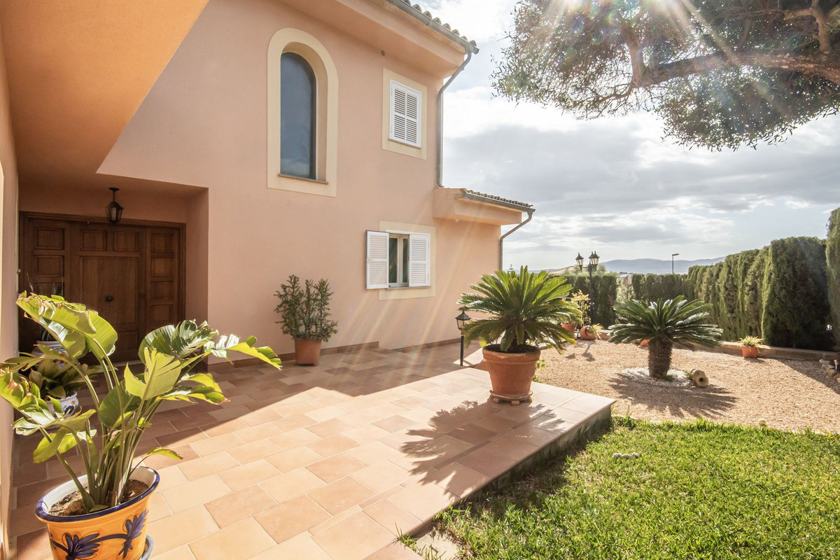 4 Bed, 3 Bath, HouseFor Sale, Marratxí, Islas Baleares