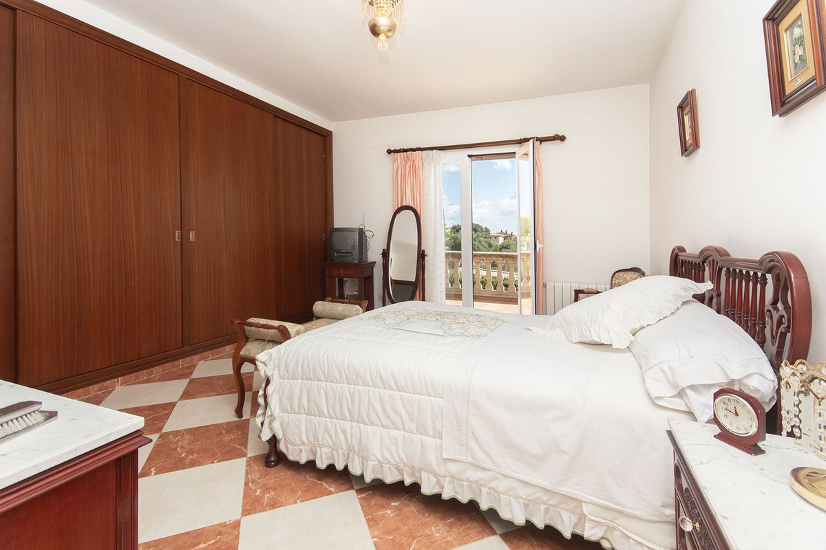 4 Bed, 3 Bath, HouseFor Sale, Marratxí, Islas Baleares